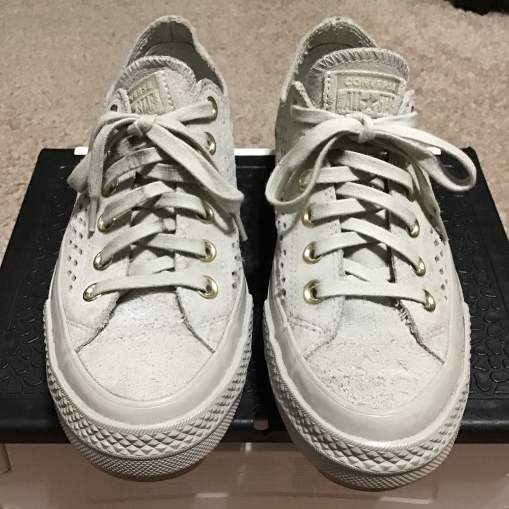 Converse perforated suede sneaker womens 8